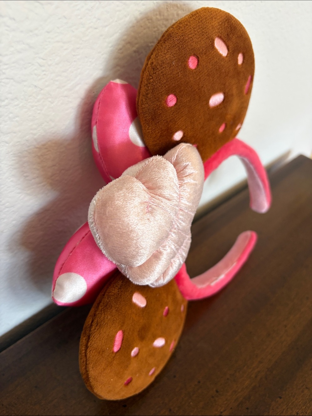 Disney Parks Munchlings Plush Pink Strawberry Cupcake Polka Dot Bow Headband - Picture 5 of 6